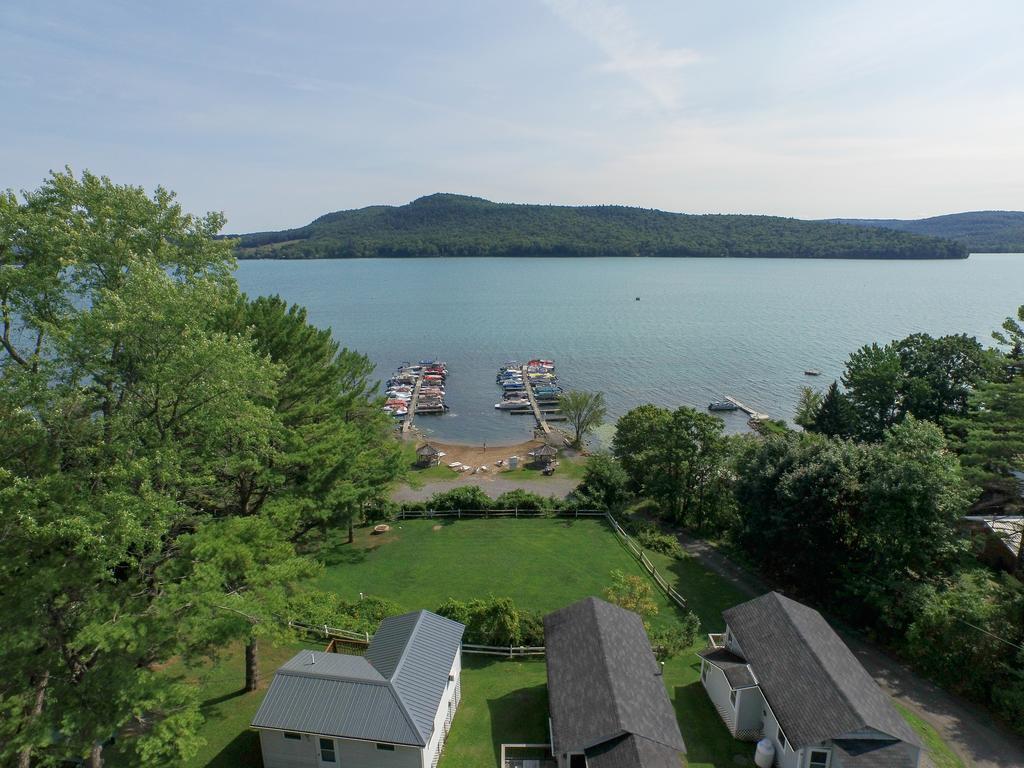 Bayside Inn & Marina Cooperstown Exteriör bild